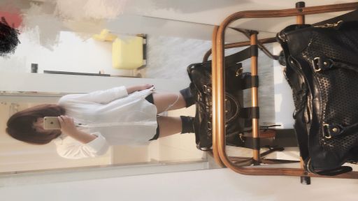 sexyeileen-swag-路邊等人…结果小艾被約去口爆吃精?