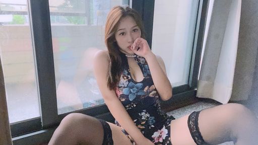 dorisbebe-swag-?巨乳外晃旗袍紅牌魅惑