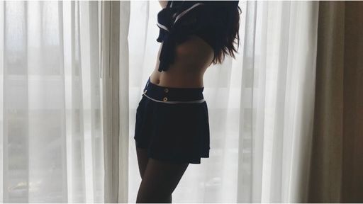 vivianswag-swag-穿著絲襪直接來,幫老公舔舔