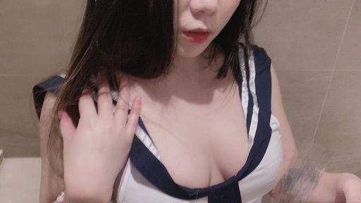 venusbebe-swag-這位學妹在學校?慰慰還叫那麼大聲?