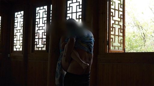 pinkrabbittw-swag-自古至今阁楼销魂，兔兔趁老公不在家勾引猛男狂操内射，逼都操翻精液溢出[粉红兔TW]