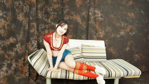 minicat-swag-防疫期間在家工作有秘書的特別服務?從書桌到床上?