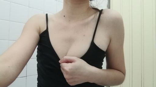 angelabibi-swag-尝试把新玩具给穴穴塞进去 结果都不成?