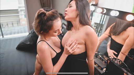orthia-swag-这个视频是两个女孩在一起做爱的片段。This video is a clip of two girls having sex together.
