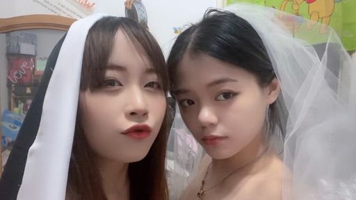 yitingz-swag-萬聖夜?女女互玩身體第一集