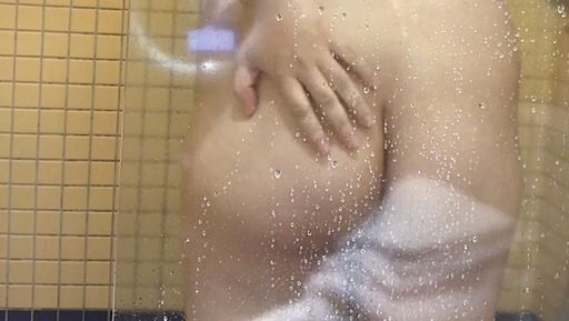 cutesmm-swag-氣質美女自慰完洗香香等待被入侵