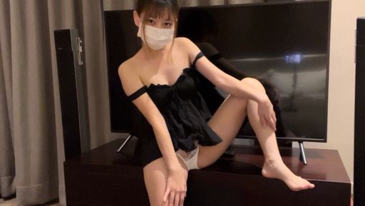sexyemily-swag-在客廳自我解放,大膽慰慰給你看❗️